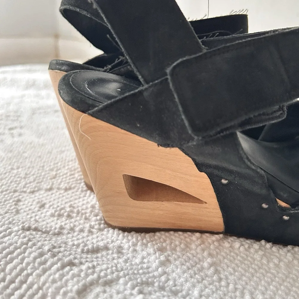 Eileen Fisher Black Suede Wood Platform Cutout Wedge Studded Sandals Size 7‎